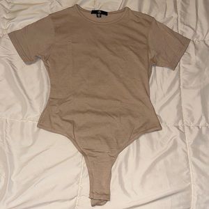 Missguided Nude Thong Short Sleeve Basic Bodysuit Size US 6 Small